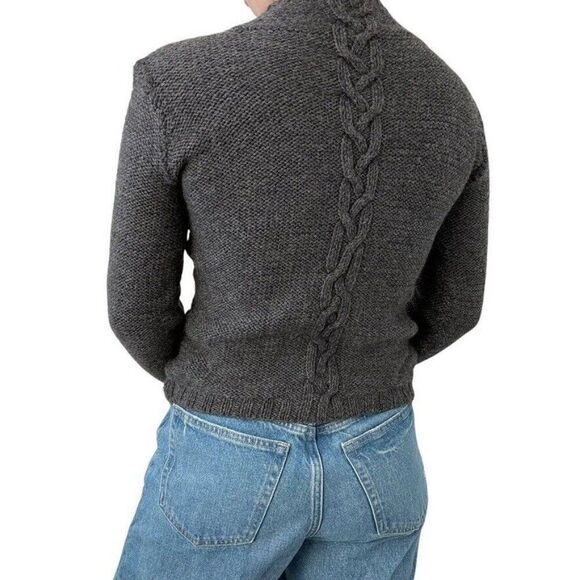 Vintage Womens Hand Knit Gray Cable Chunky 100% Wool Sweater Sz S - Picture 7 of 7
